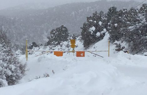 Red Canyon Road closed